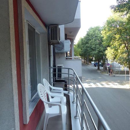 Apartament Holiday Μπουργκάς Εξωτερικό φωτογραφία