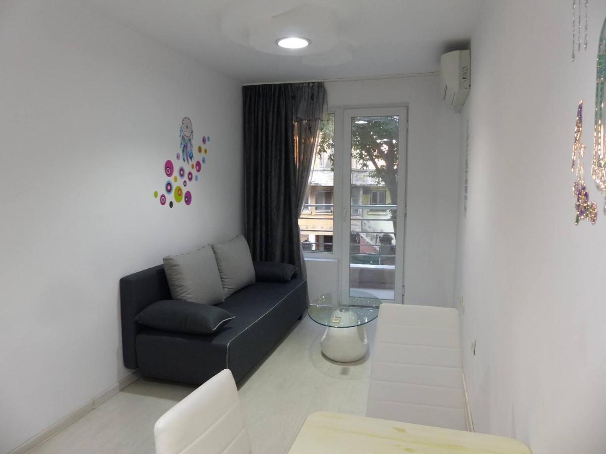 Apartament Holiday Μπουργκάς Εξωτερικό φωτογραφία