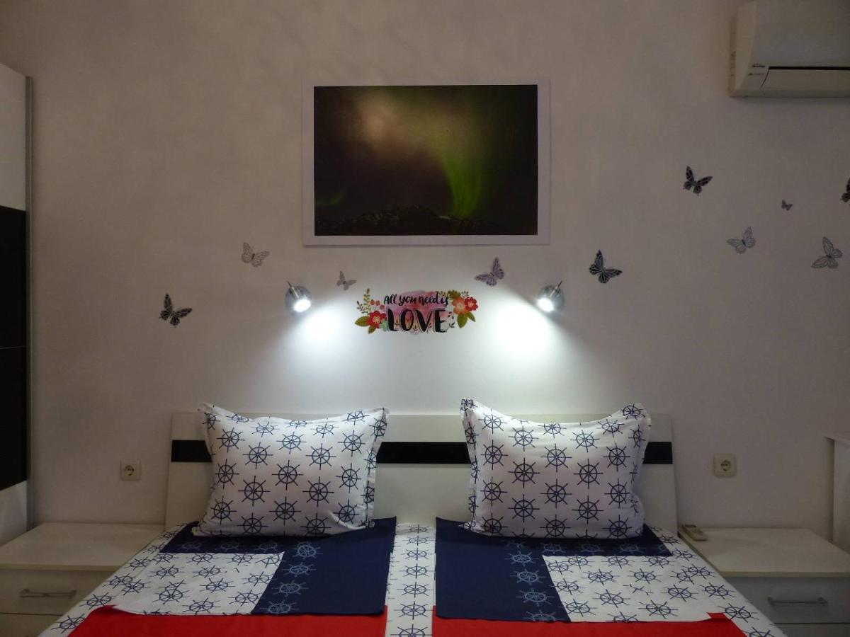 Apartament Holiday Μπουργκάς Εξωτερικό φωτογραφία