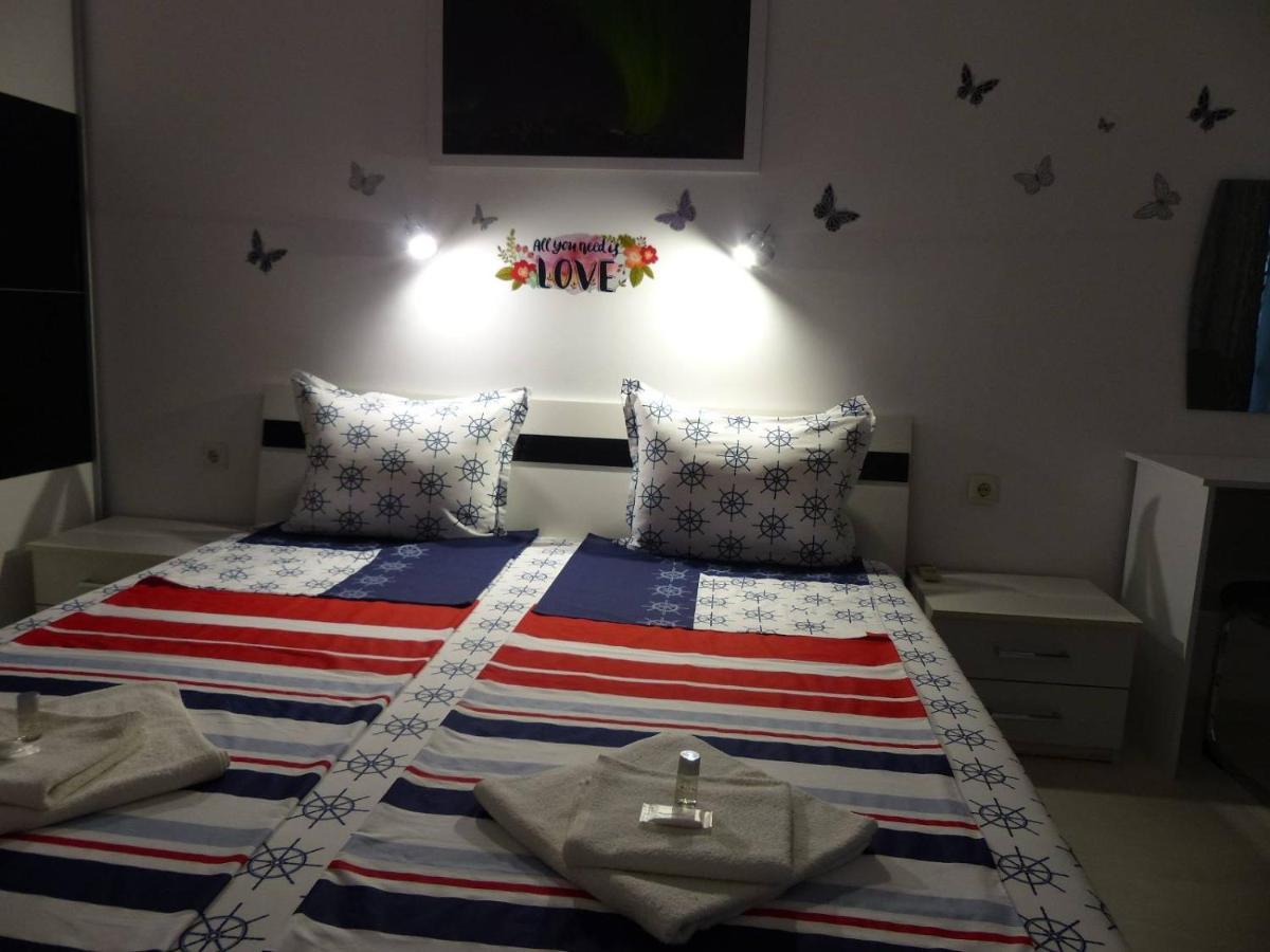 Apartament Holiday Μπουργκάς Εξωτερικό φωτογραφία
